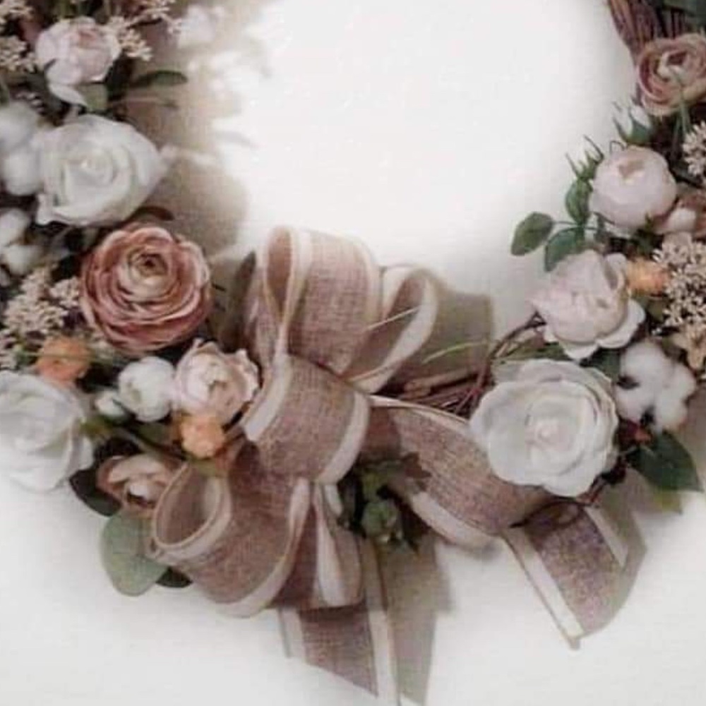 Remembrance Sympathy Wreath Anytime Multseasonal Wreath NEW ITEM FINAL SALE - Picture 3 of 4